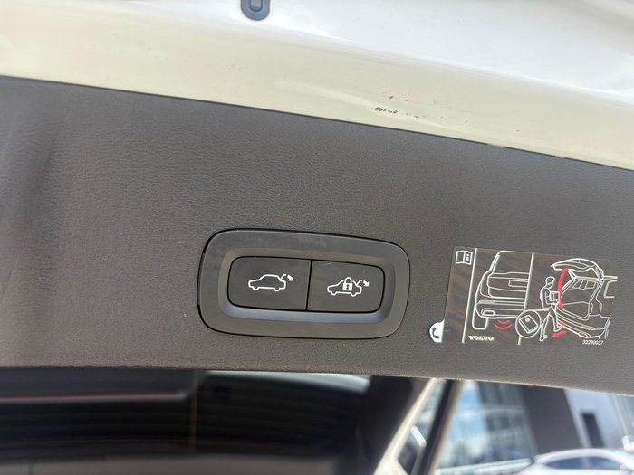 2021 Volvo XC40 T4 Inscription