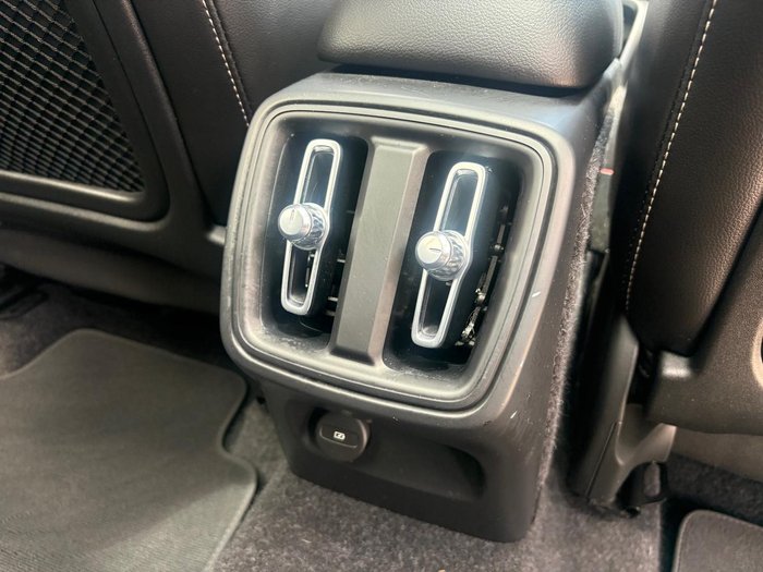 2021 Volvo XC40 T4 Inscription