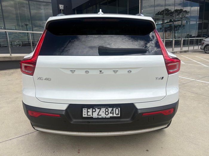 2021 Volvo XC40 T4 Inscription