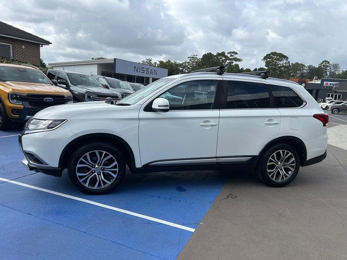 2016 Mitsubishi Outlander LS