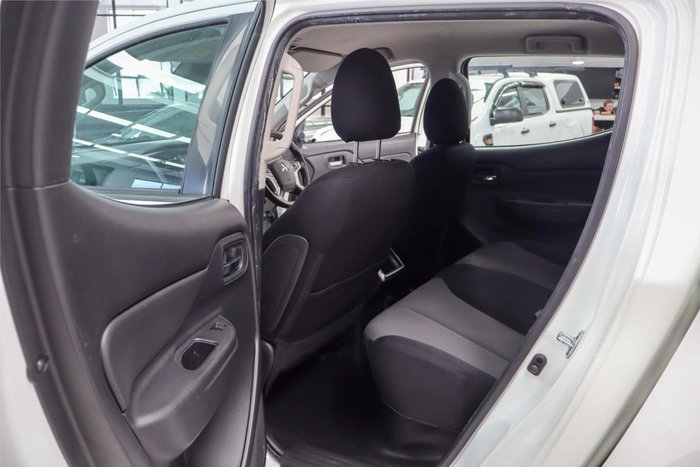 2019 Mitsubishi Triton GLX+ MR MY19 4X4 Dual Range White