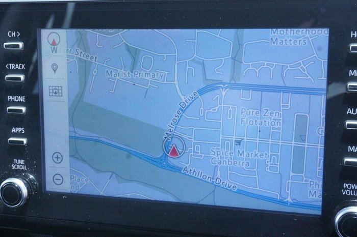 2023 Toyota Hilux SR5