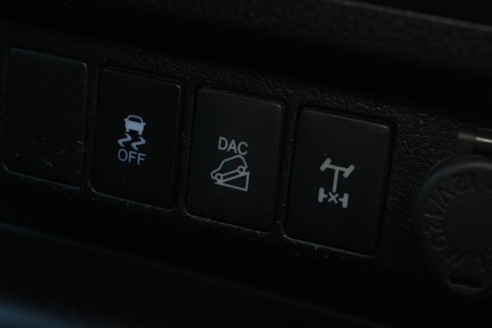 2018 Toyota Hilux SR5