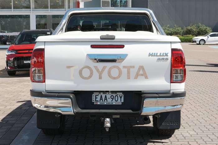 2018 Toyota Hilux SR5