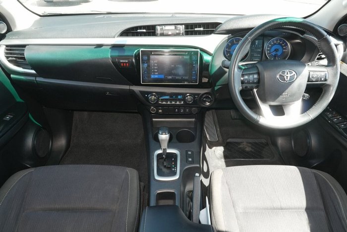 2018 Toyota Hilux SR5