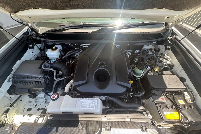 2023 Toyota Landcruiser Prado GXL