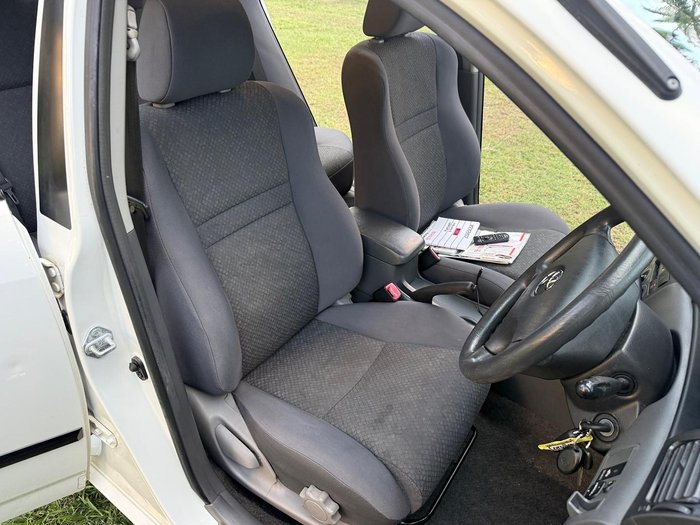 2007 Toyota Corolla Ascent ZZE122R Glacier White