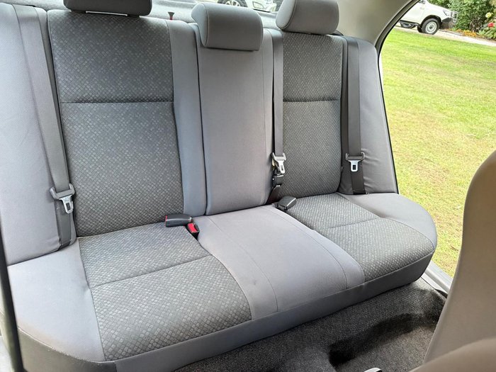 2007 Toyota Corolla Ascent ZZE122R Glacier White