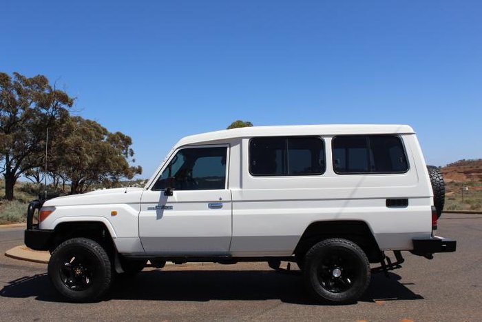 2010 Toyota Landcruiser Workmate Troopcarrier