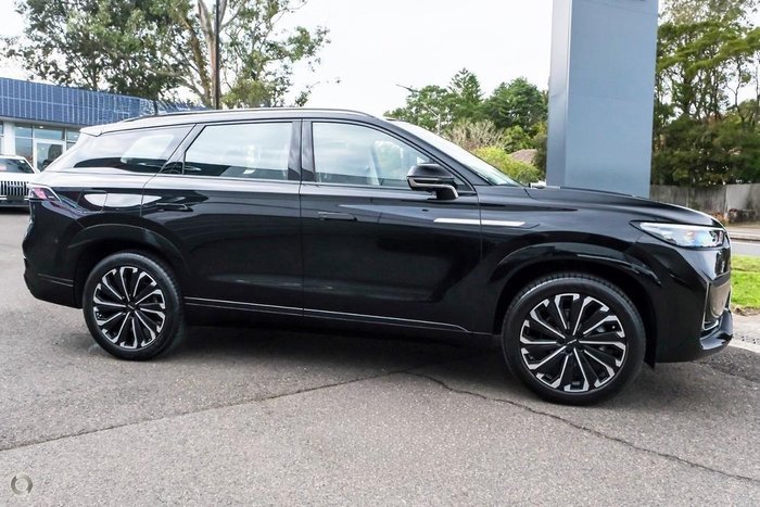 2025 Jaecoo J8 Track