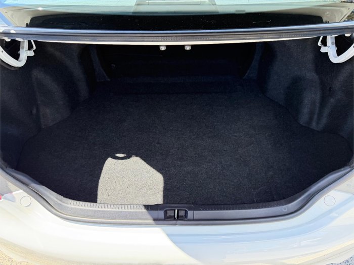 2014 TOYOTA CAMRY ALTISE