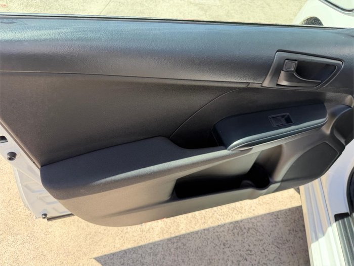 2014 TOYOTA CAMRY ALTISE