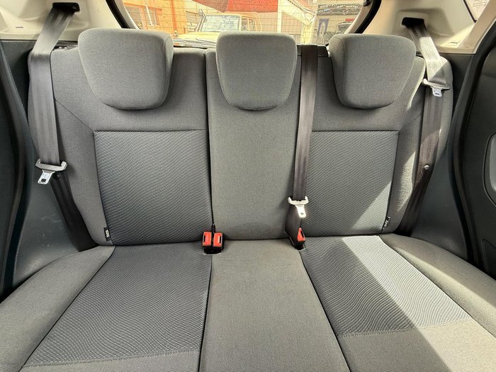 2013 Ford Fiesta CL WT Highlight Silver