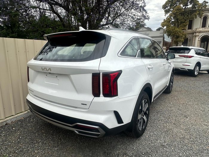 2022 Kia Sorento Sport