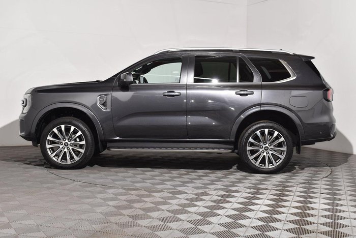 2023 Ford Everest Platinum