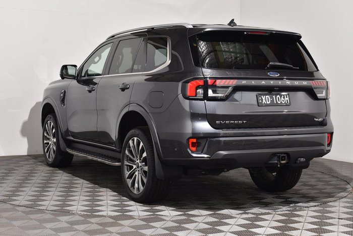 2023 Ford Everest Platinum