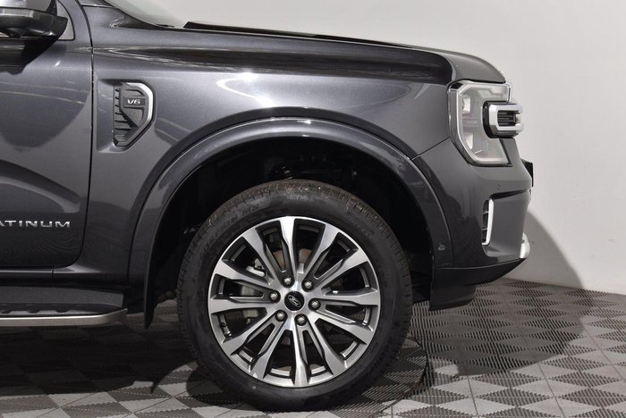 2023 Ford Everest Platinum