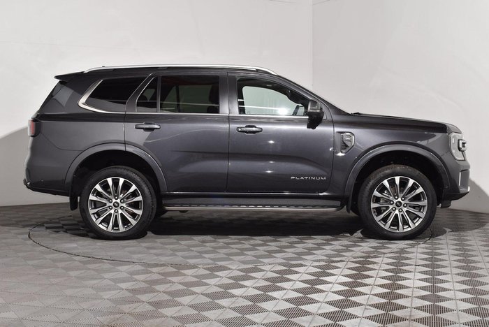 2023 Ford Everest Platinum