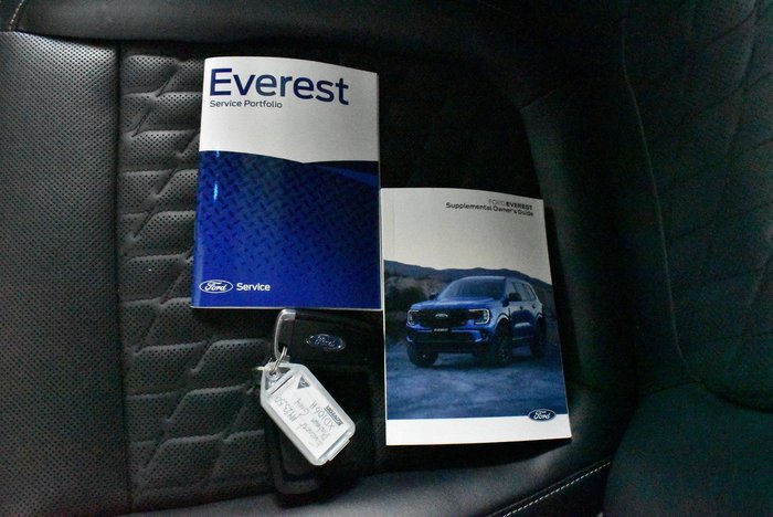 2023 Ford Everest Platinum