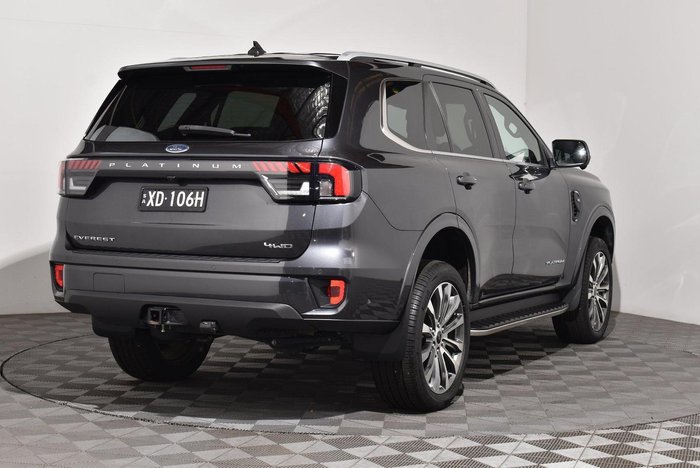 2023 Ford Everest Platinum