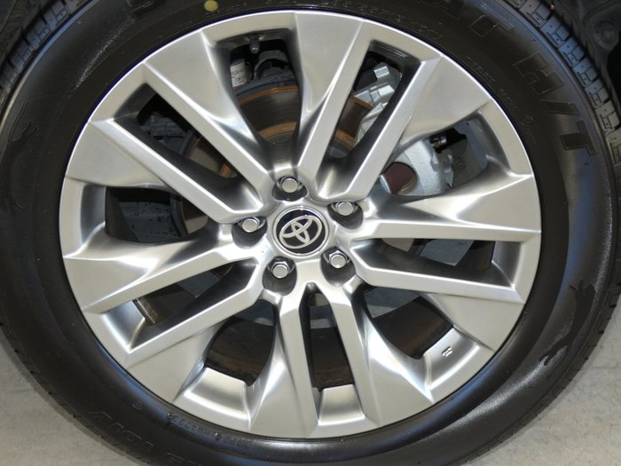 2020 Toyota RAV4 Cruiser