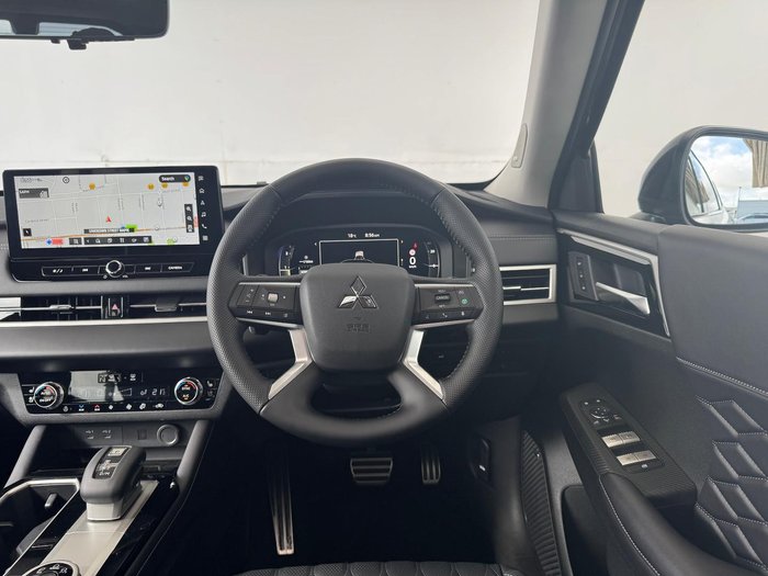 2025 Mitsubishi Outlander Exceed