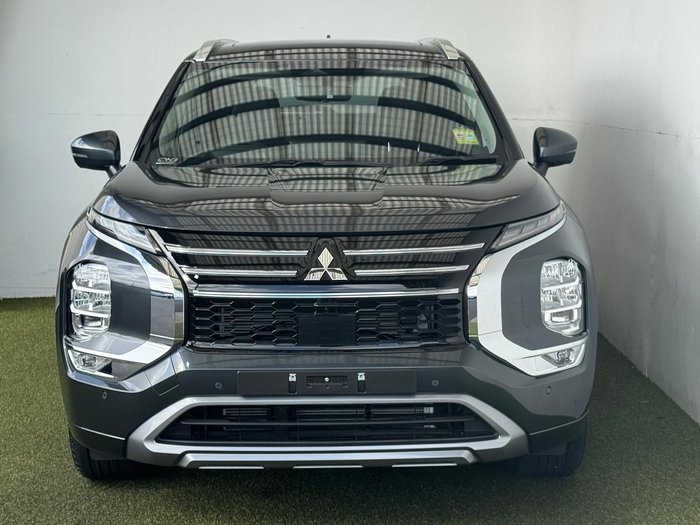 2025 Mitsubishi Outlander Exceed
