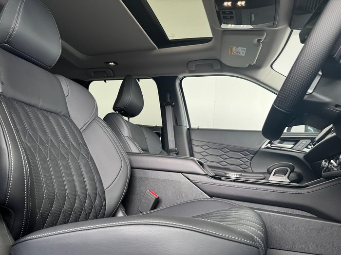 2025 Mitsubishi Outlander Exceed