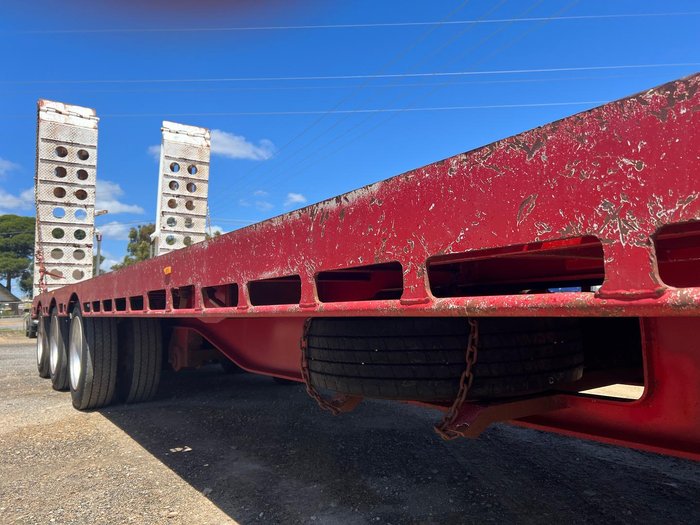 Howard Porter Tri Axle Drop Deck With Bi-Fold Ramps