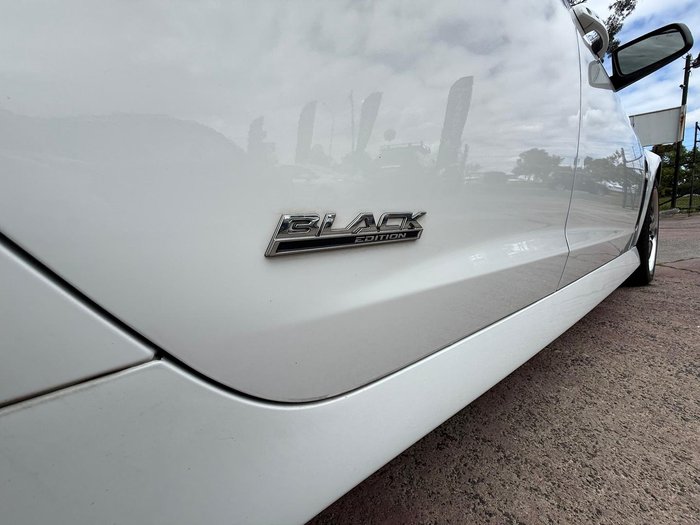 2016 Holden Commodore SV6 Black VF Series II MY16 Heron White