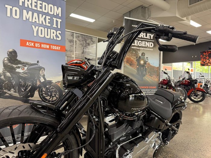 2025 Harley-Davidson Breakout 117 (FXBR) Softail Black