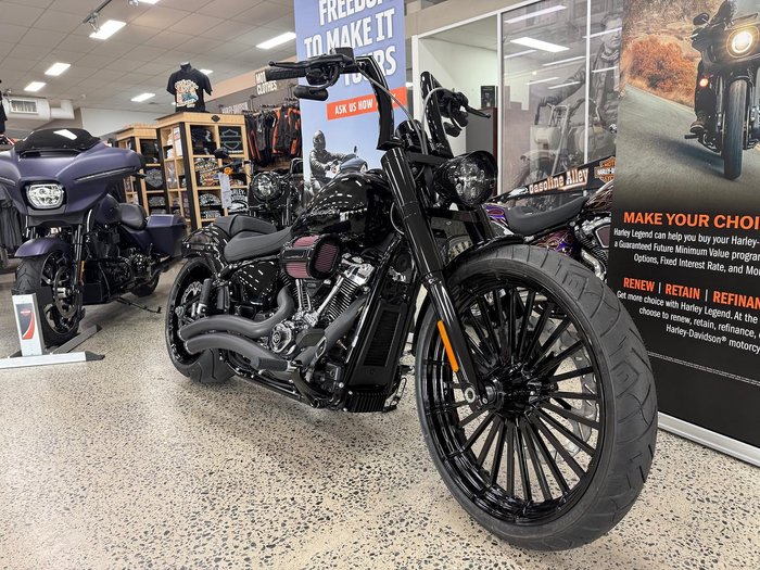 2025 Harley-Davidson Breakout 117 (FXBR) Softail Black