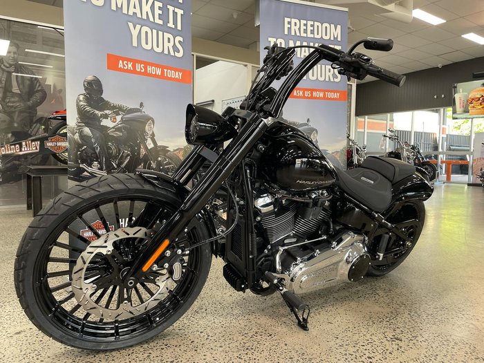 2025 Harley-Davidson Breakout 117 (FXBR) Softail Black