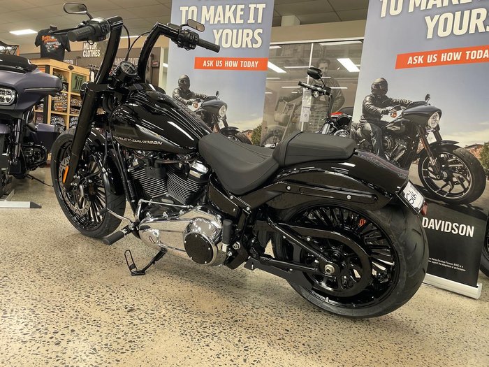 2025 Harley-Davidson Breakout 117 (FXBR) Softail Black