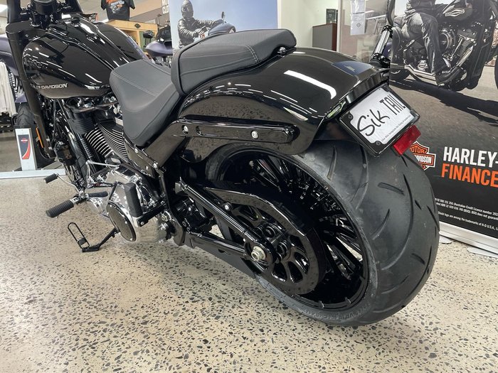 2025 Harley-Davidson Breakout 117 (FXBR) Softail Black