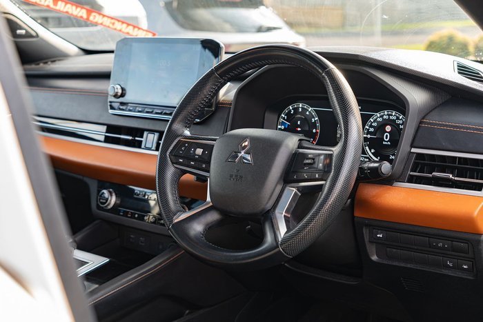 2022 Mitsubishi Outlander Exceed Tourer