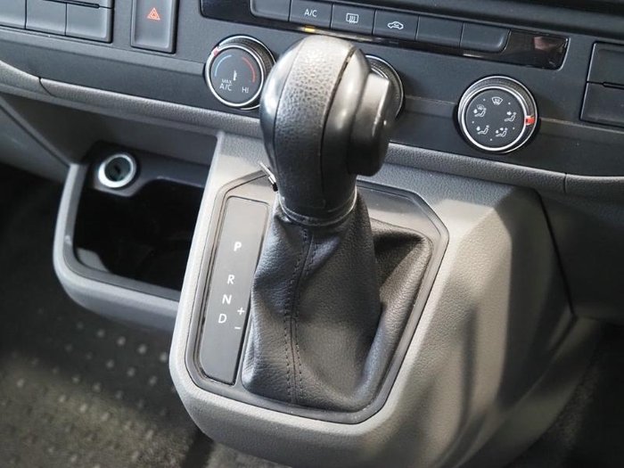 2021 Volkswagen Transporter TDI340