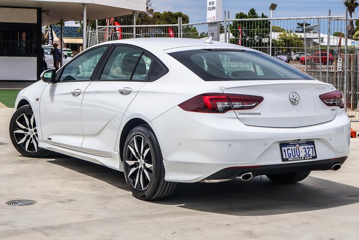 2019 Holden Commodore RS