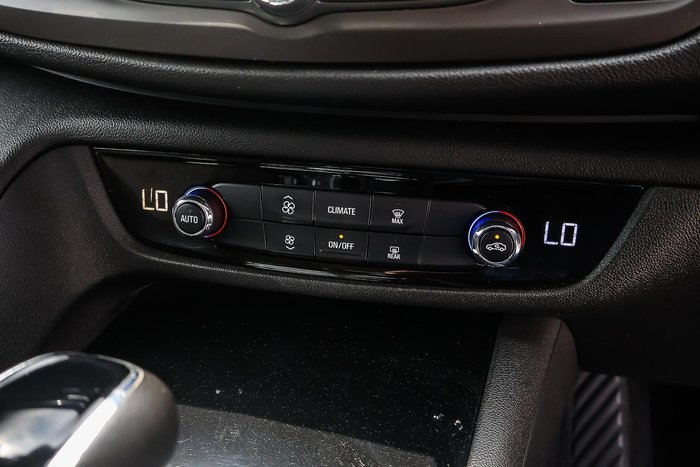 2019 Holden Commodore RS