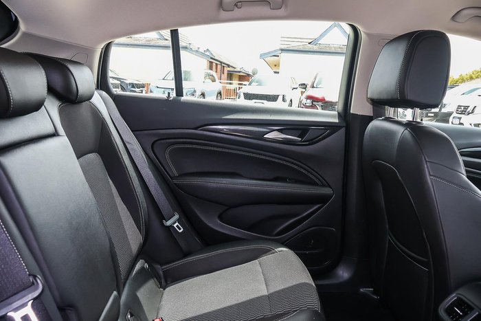 2019 Holden Commodore RS