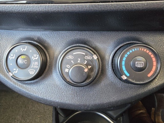 2017 Toyota Yaris Ascent