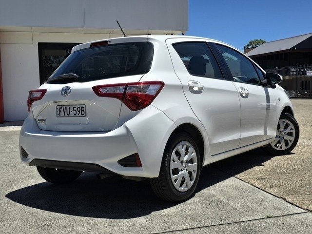 2017 Toyota Yaris Ascent