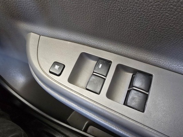 2017 Mitsubishi Triton GLX Plus (4x4)