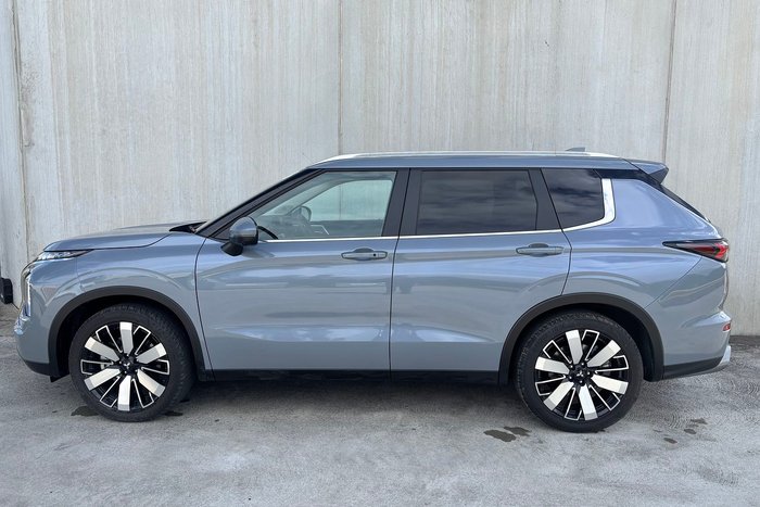 2025 Mitsubishi Outlander Aspire