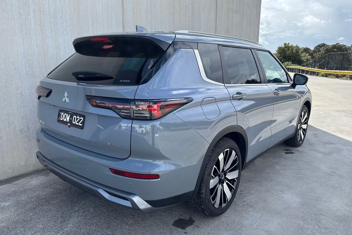 2025 Mitsubishi Outlander Aspire