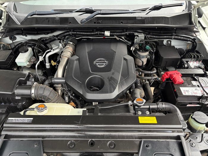 2016 Nissan Navara ST-X D23 4x2 White Diamond