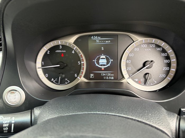 2016 Nissan Navara ST-X D23 4x2 White Diamond