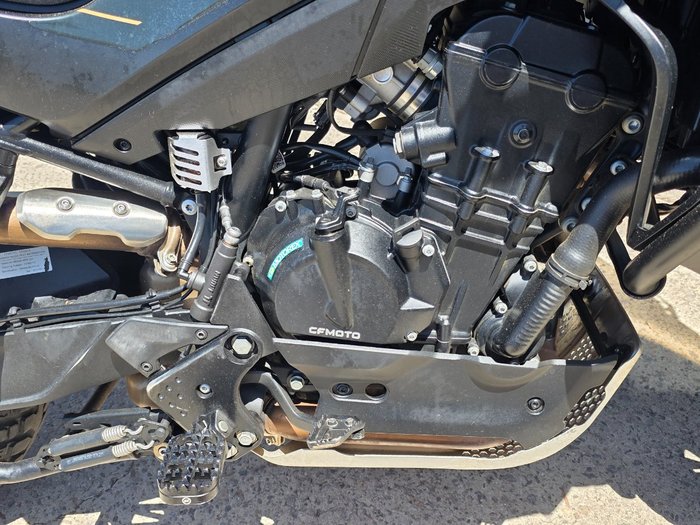 2023 CFMOTO MT SPORT BLACK