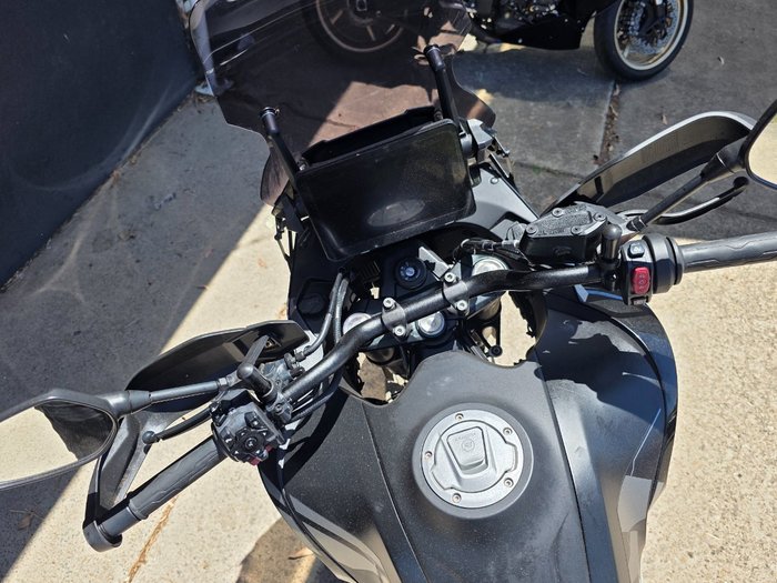 2023 CFMOTO MT SPORT BLACK