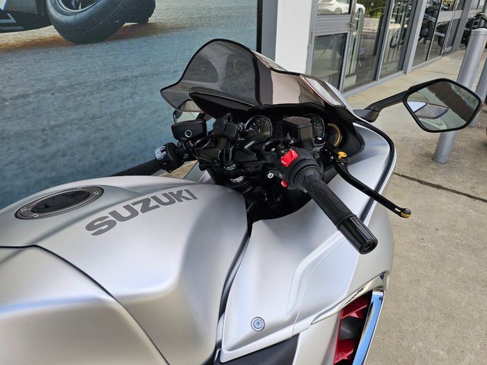 2021 Suzuki GSX1300RR (HAYABUSA) Silver